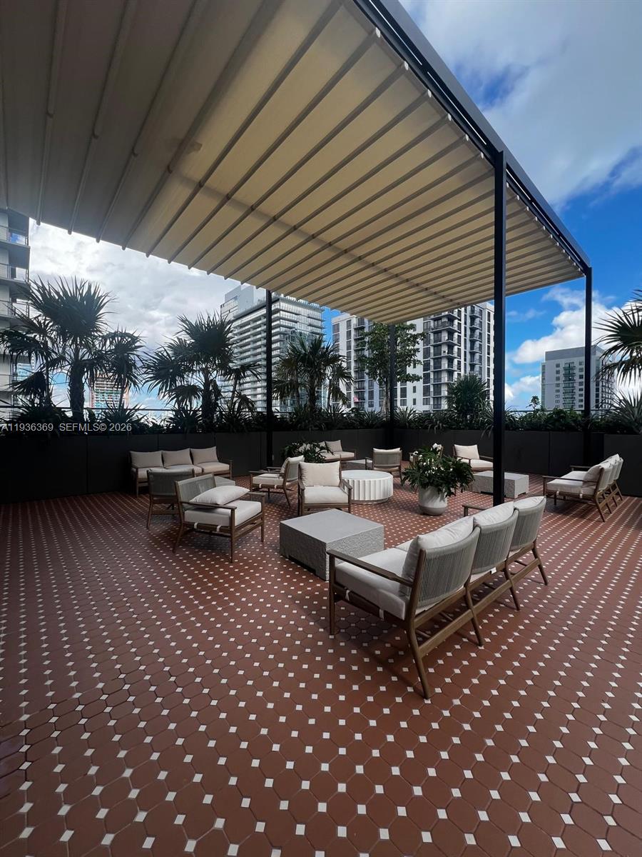 image The Crosby Miami Worldcenter40