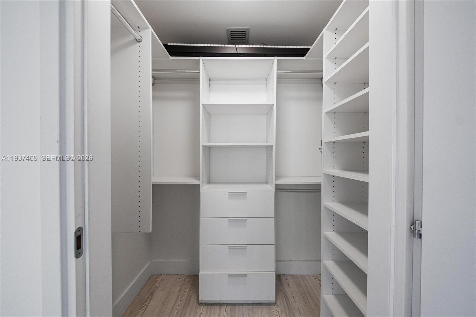 image Brickell House12