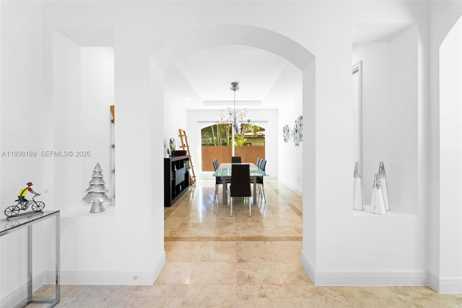 1490 Cleveland Rd Miami Beach, FL 33141