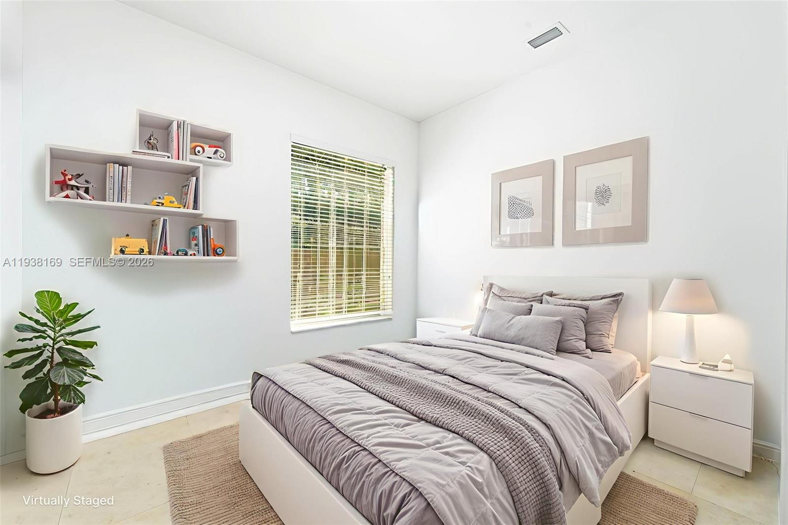 1490 Cleveland Rd Miami Beach, FL 33141