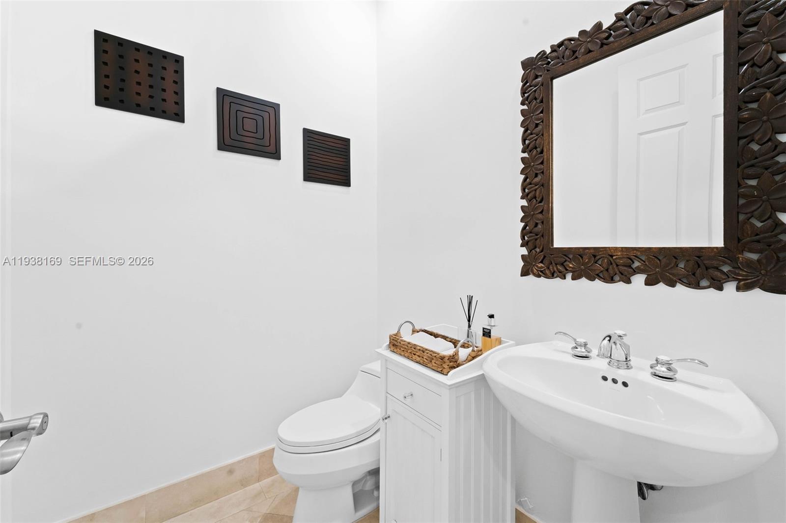 1490 Cleveland Rd Miami Beach, FL 33141