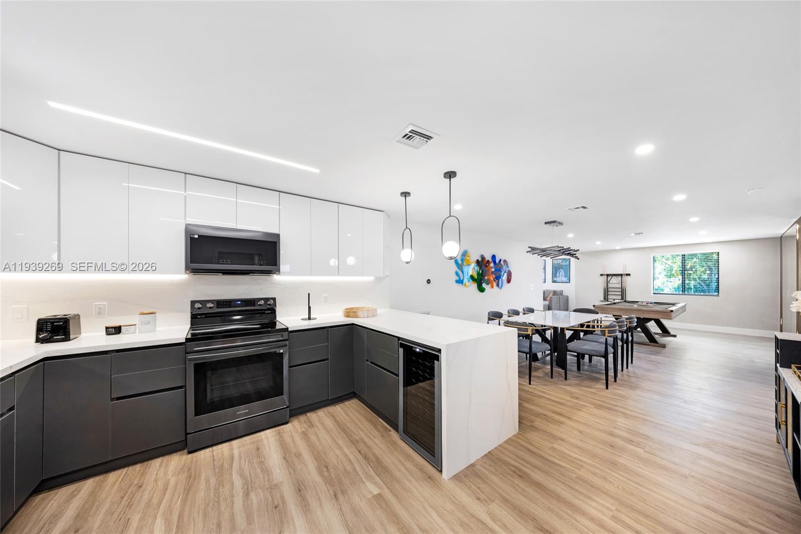 111 NW 53rd St Miami, FL 33127