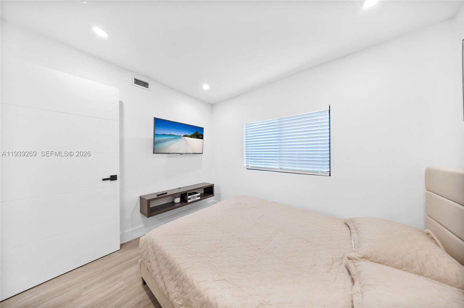 111 NW 53rd St Miami, FL 33127