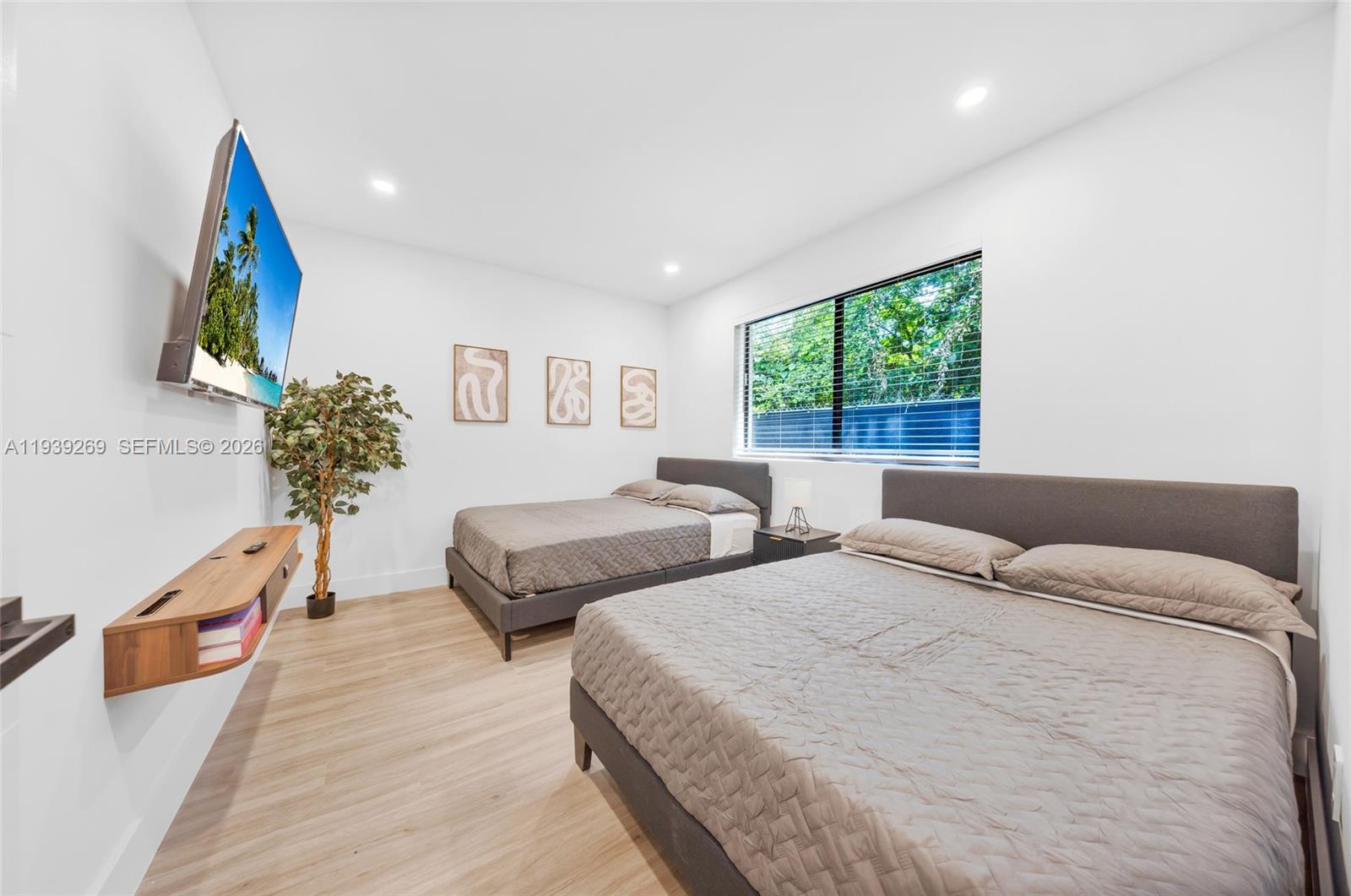 111 NW 53rd St Miami, FL 33127