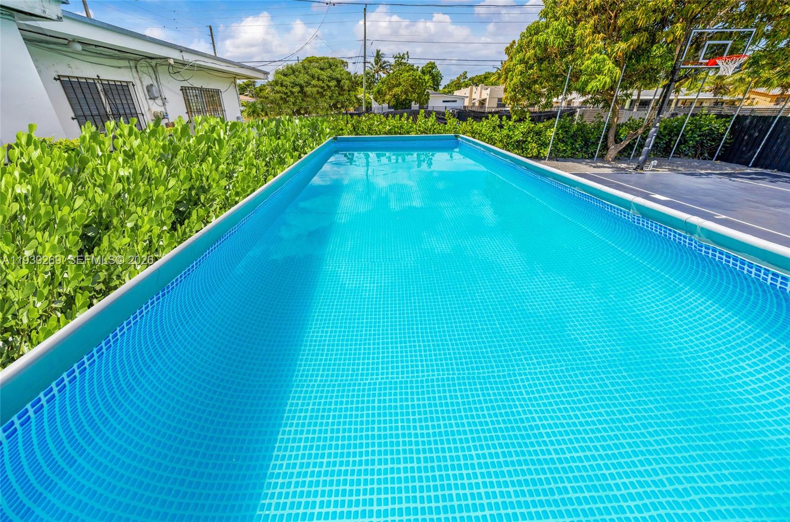 111 NW 53rd St Miami, FL 33127