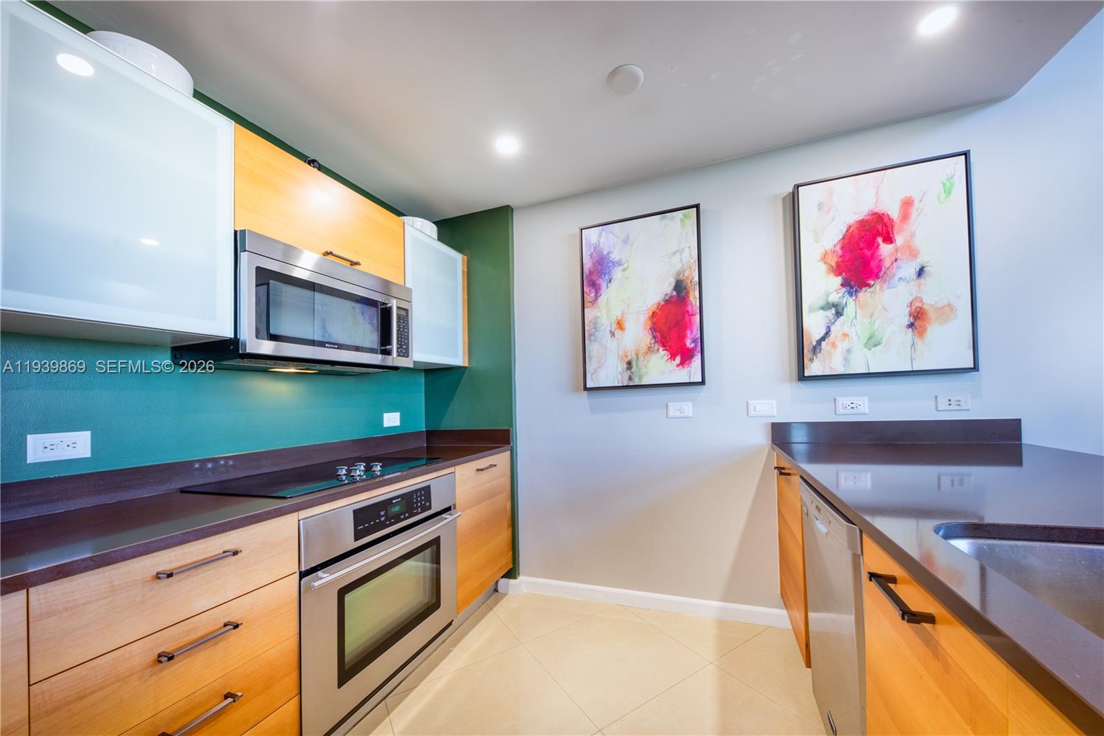 3301 NE 1st Ave #M0606 Miami, FL 33137