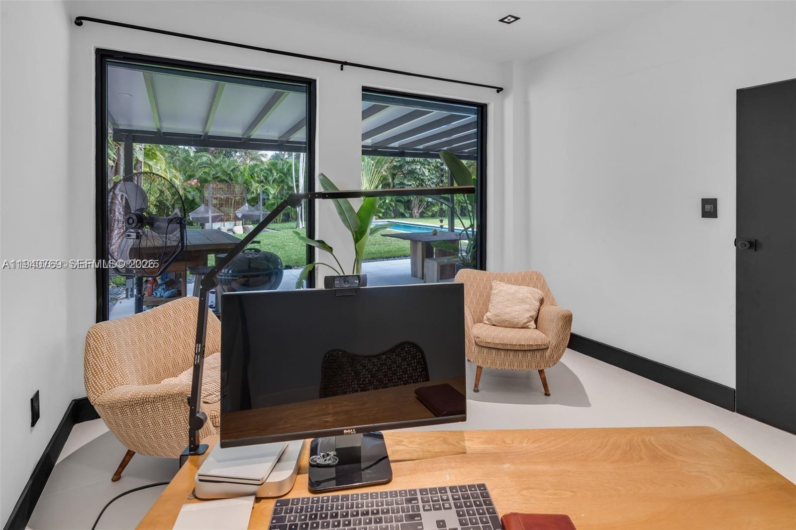 9015 NE 10th Ave Miami, FL 33138