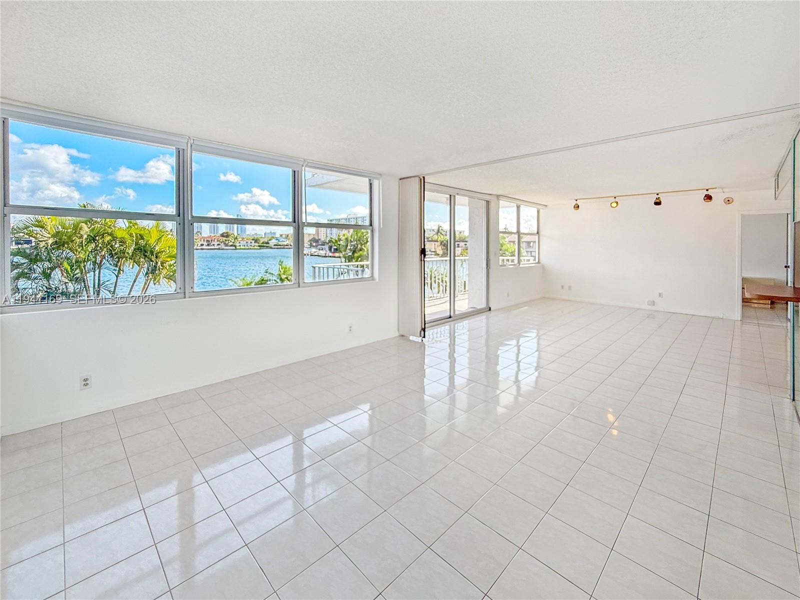 16570 NE 26th Ave #2J North Miami Beach, FL 33160