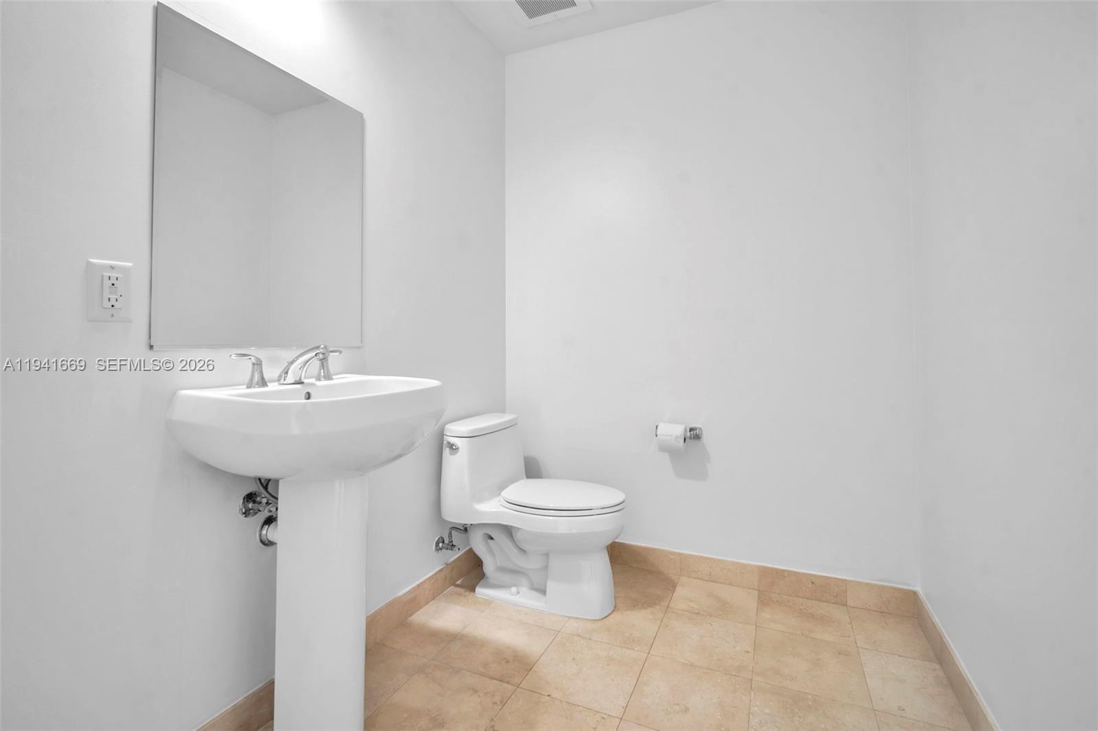 image 1060 Brickell Condo18