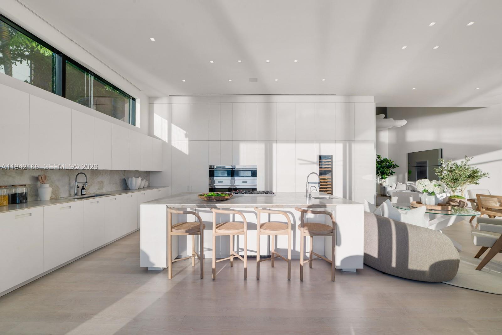 33 E Dilido Dr Miami Beach, FL 33139