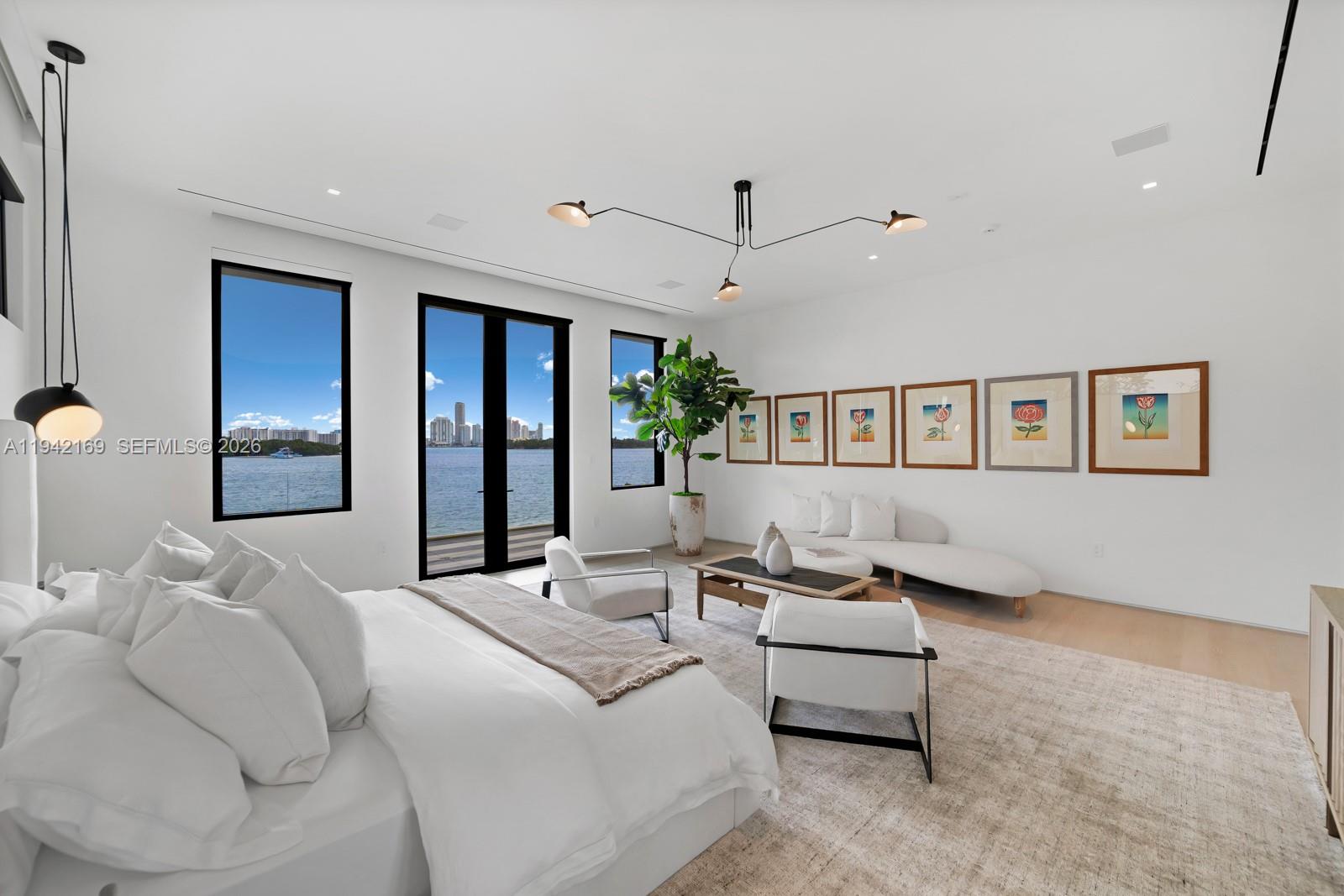 33 E Dilido Dr Miami Beach, FL 33139