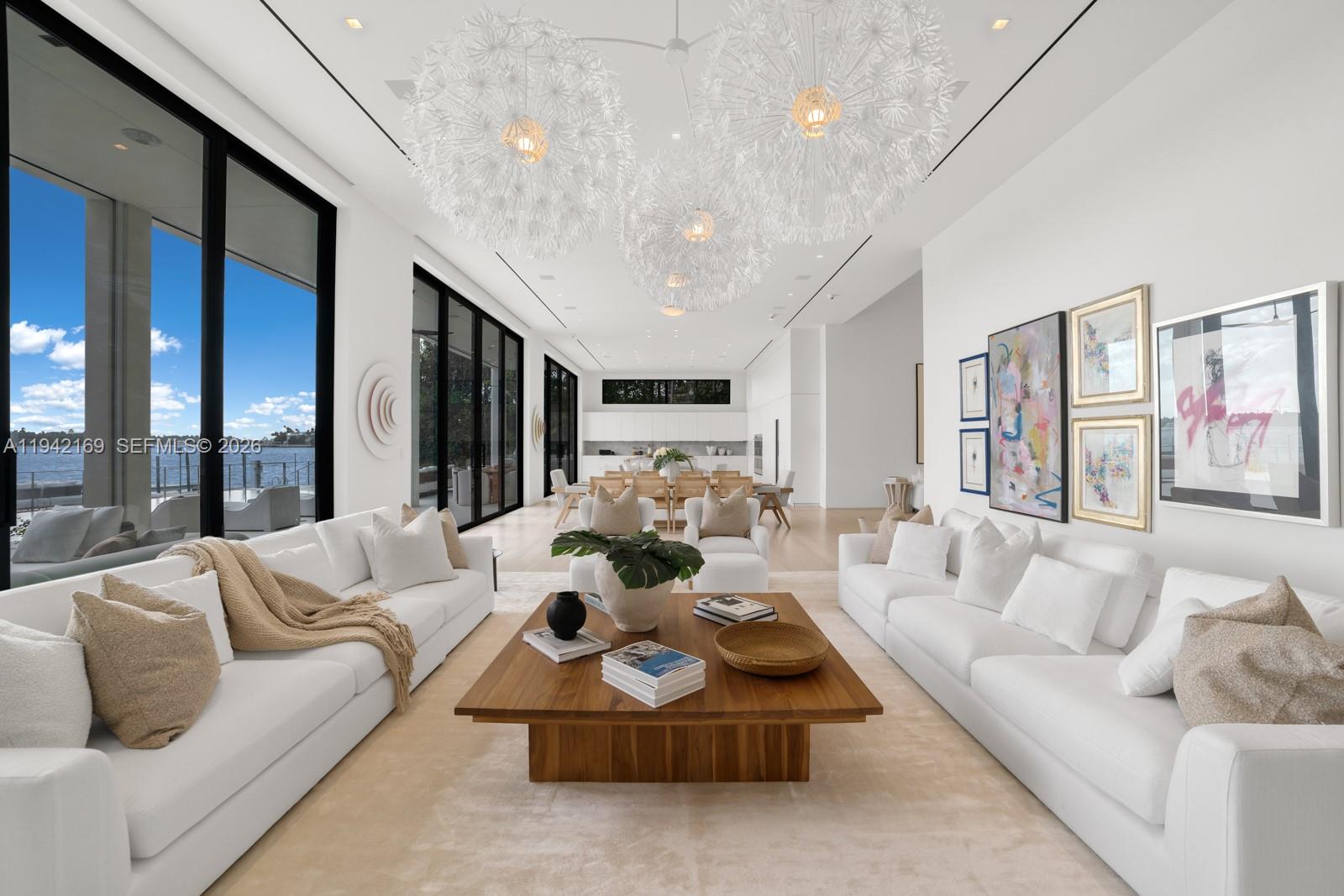 33 E Dilido Dr Miami Beach, FL 33139