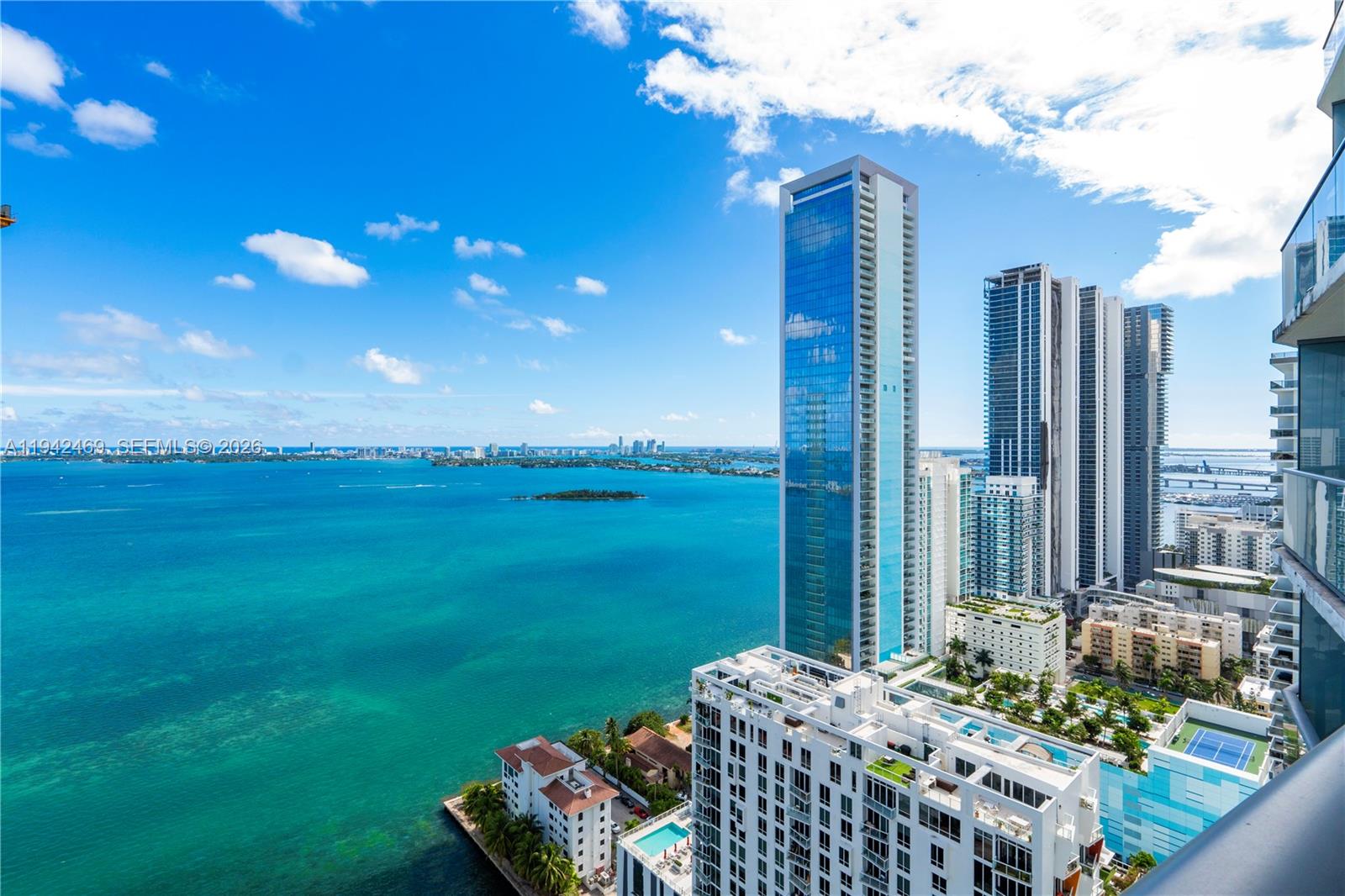 image Icon Bay Condo18