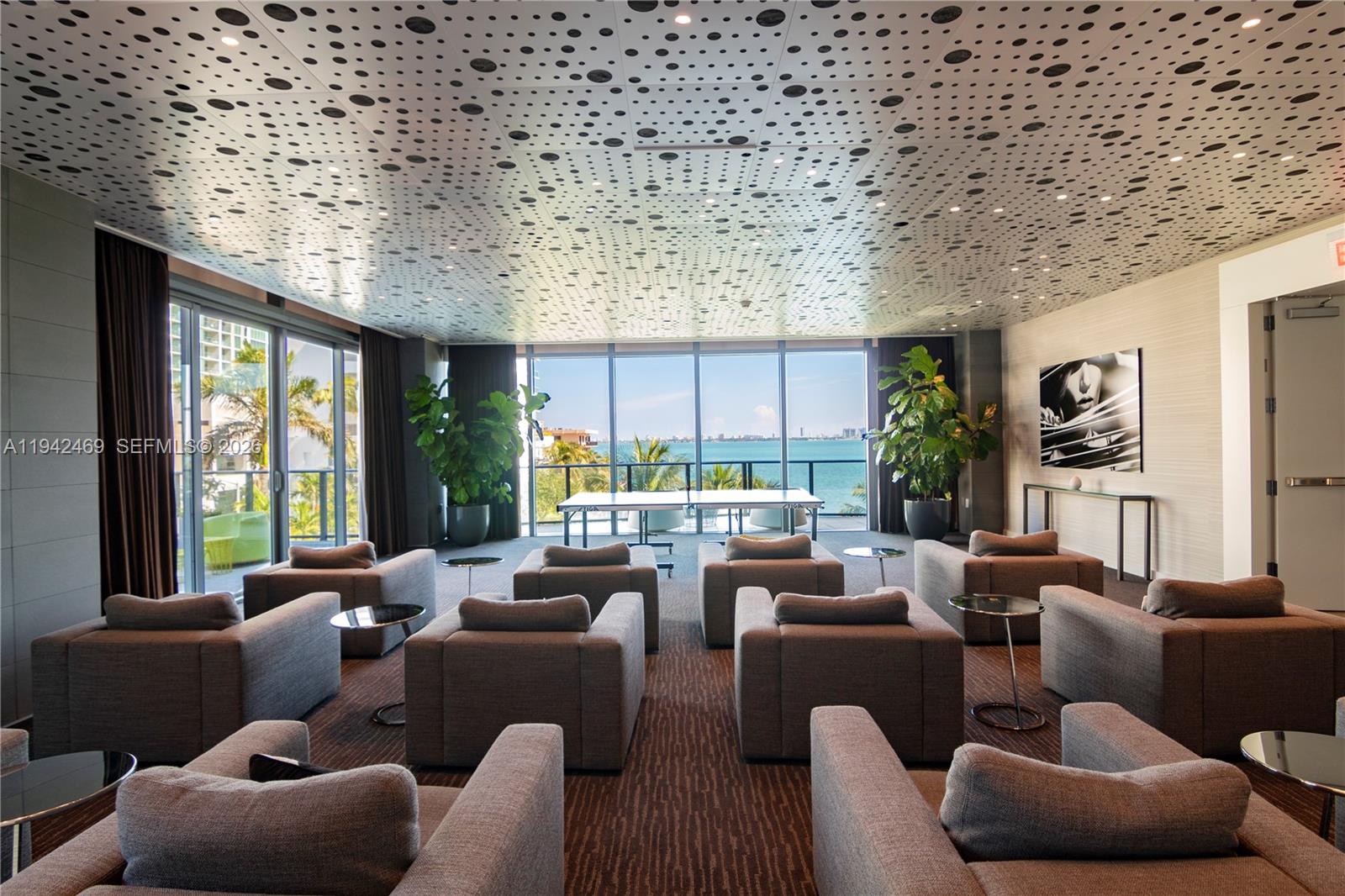 image Icon Bay Condo22