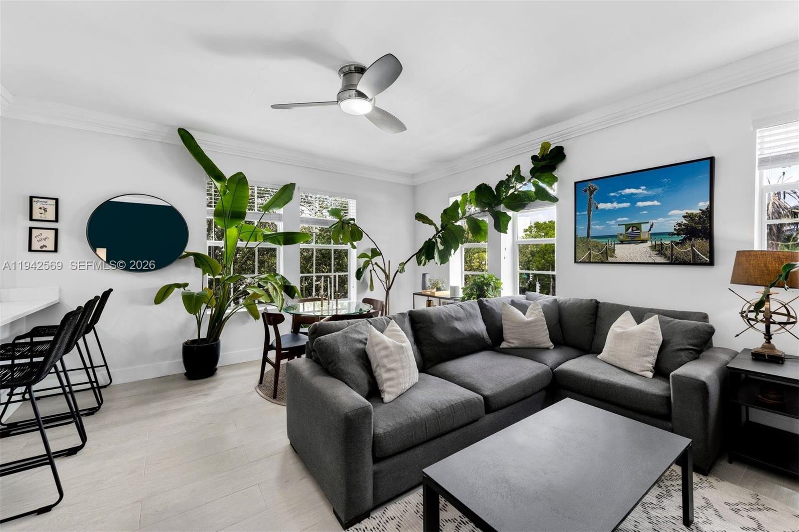 1559 Michigan Ave #301