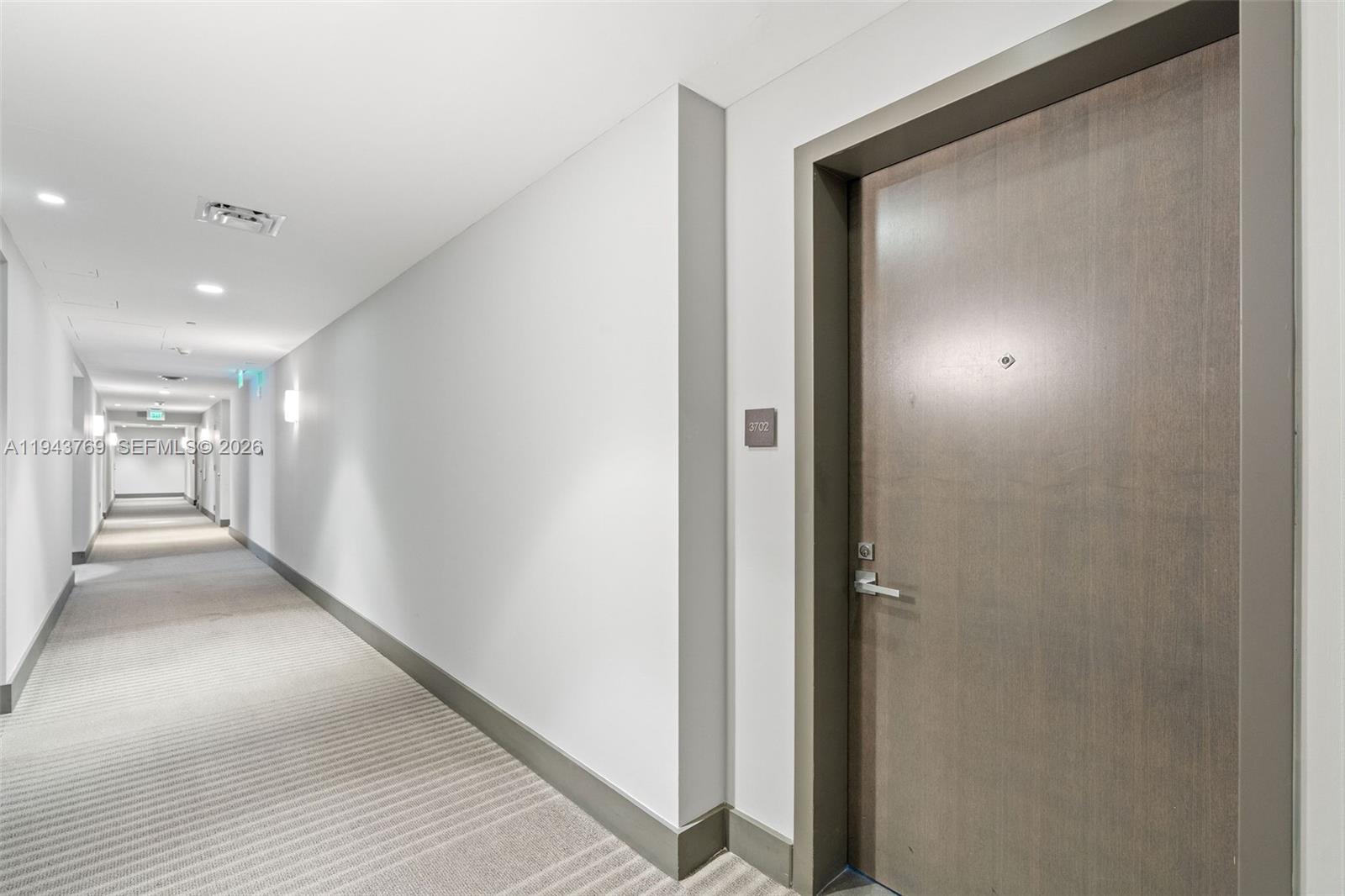 1080 Brickell Ave #3702 Miami, FL 33131