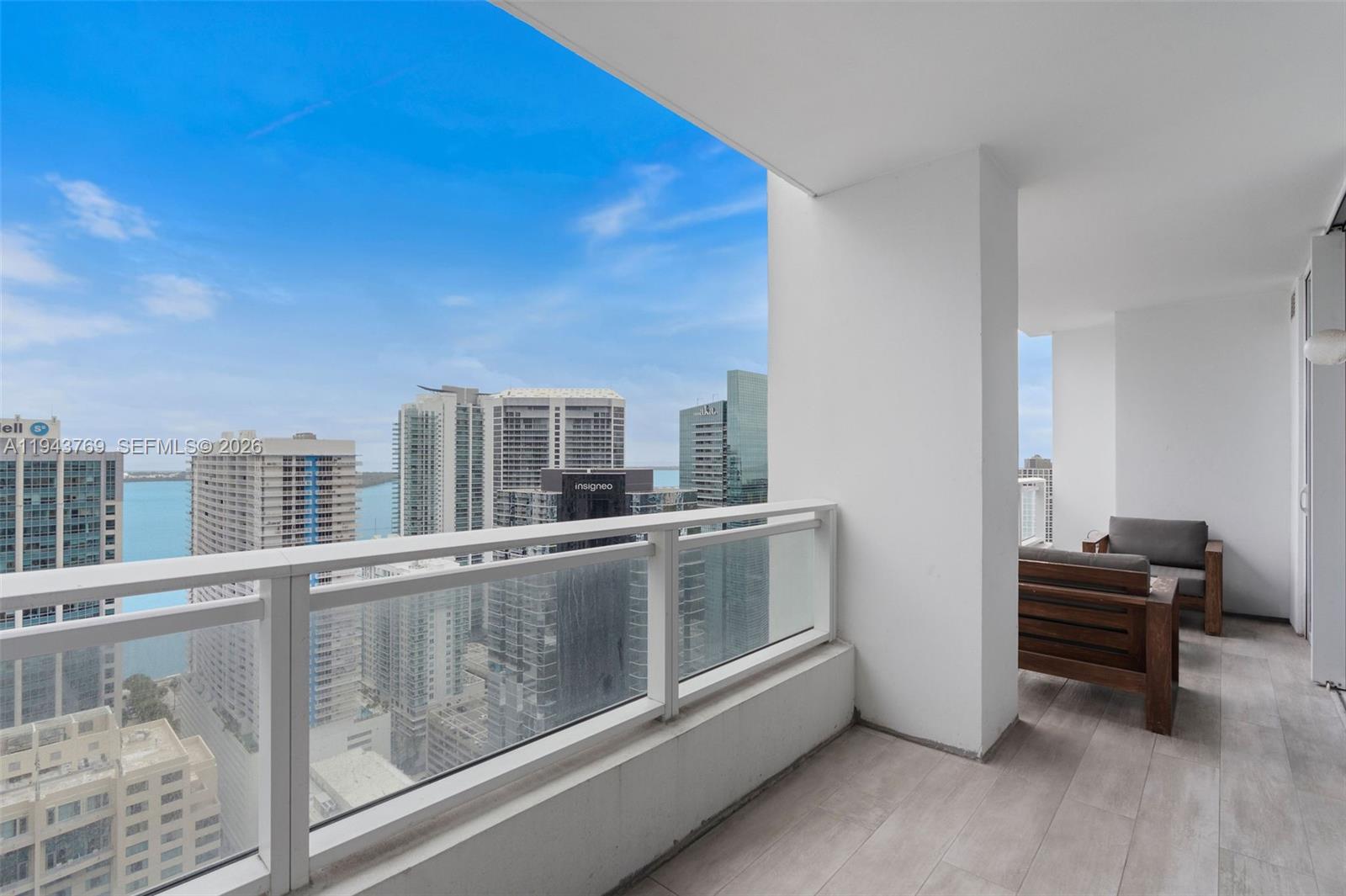 1080 Brickell Ave #3702 Miami, FL 33131