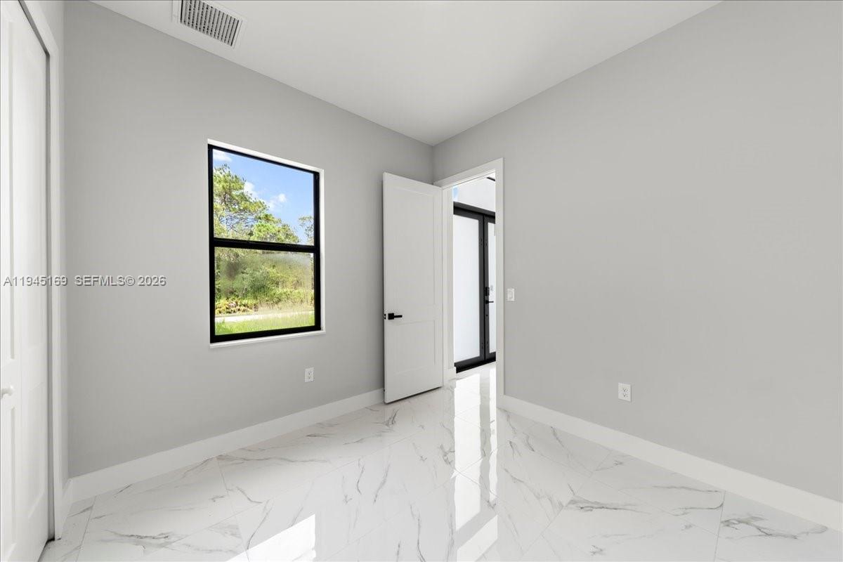 705 8th Ave Lehigh Acres, FL 33972