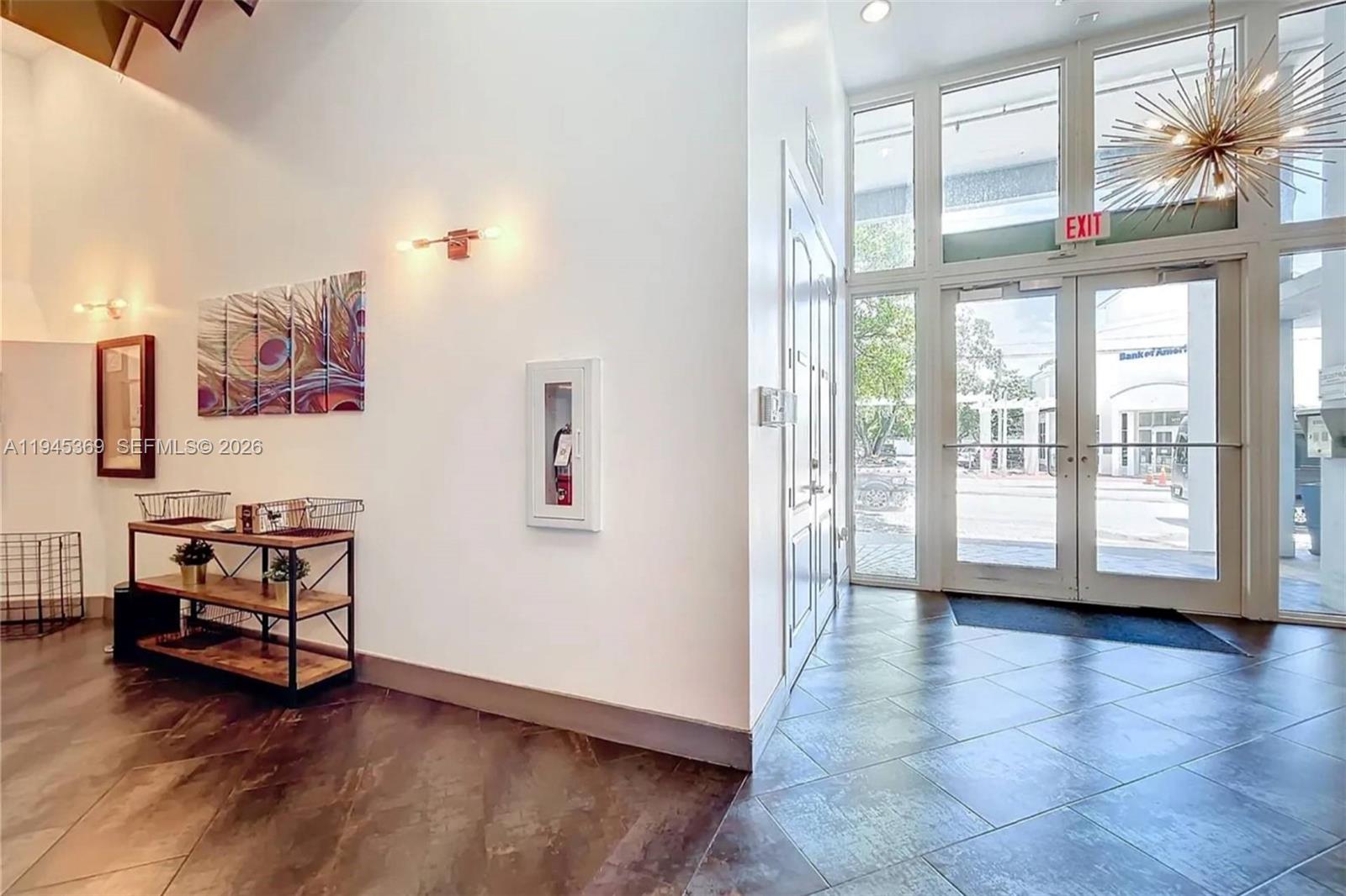 3250 Grand Ave #306 Miami, FL 33133