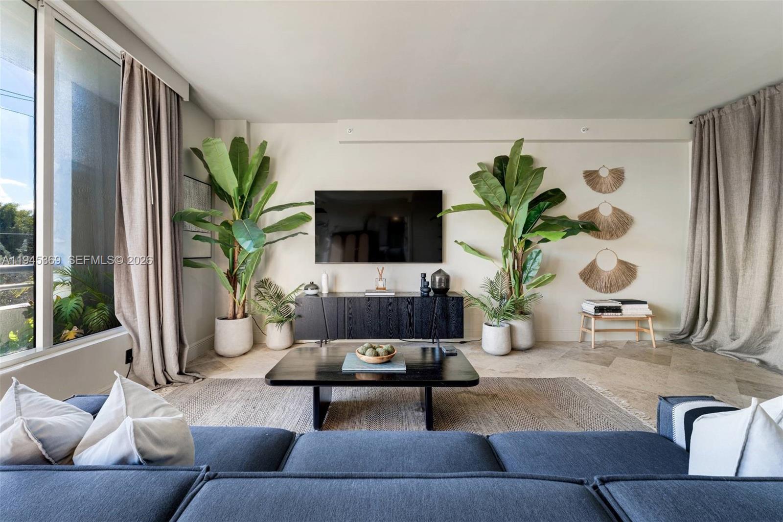 3250 Grand Ave #306 Miami, FL 33133