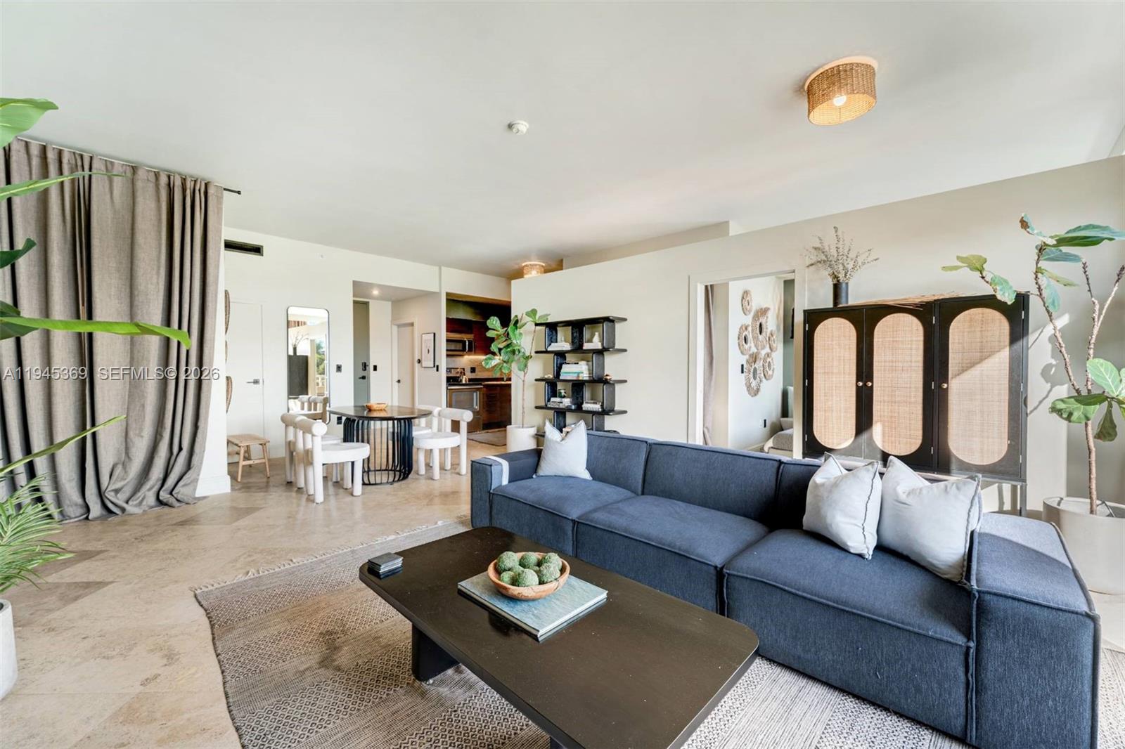 3250 Grand Ave #306 Miami, FL 33133