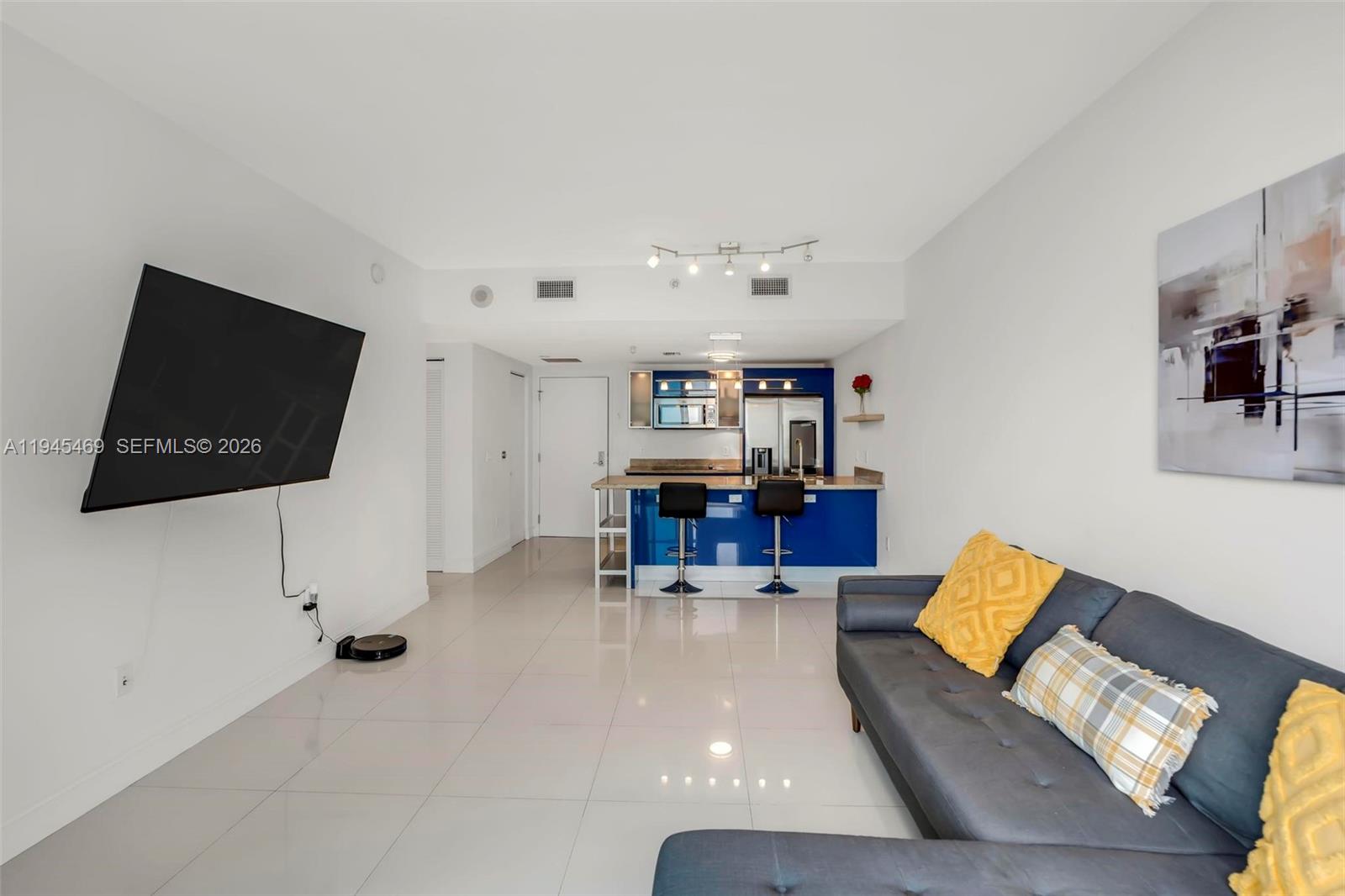 image Latitude On The River12