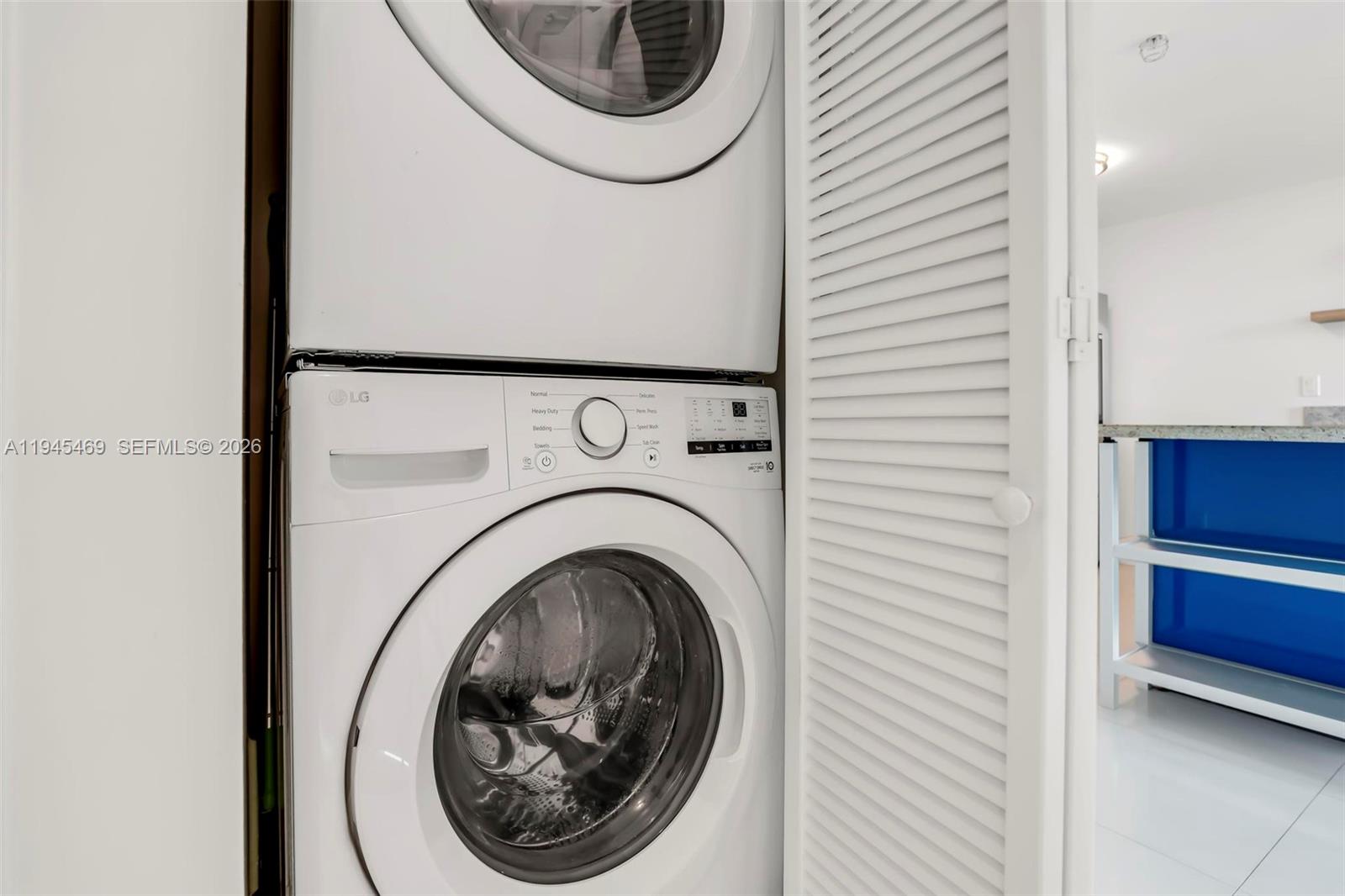 image Latitude On The River15