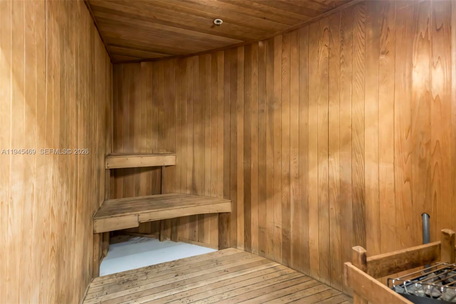 image Latitude On The River50