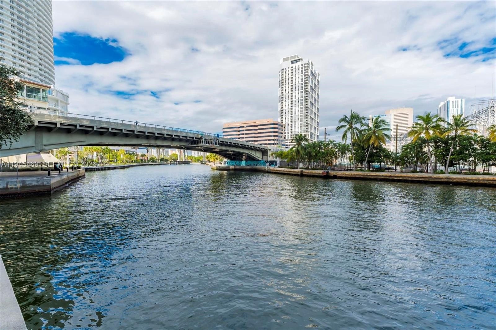 image Latitude On The River54