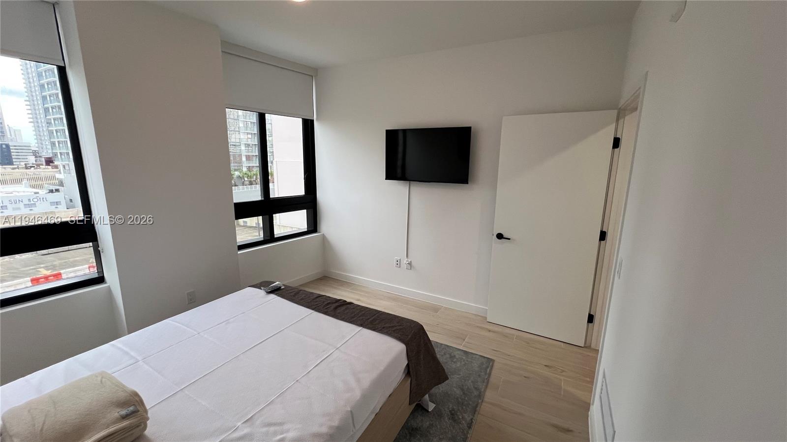 225 N Miami Ave #905 Miami, FL 33128