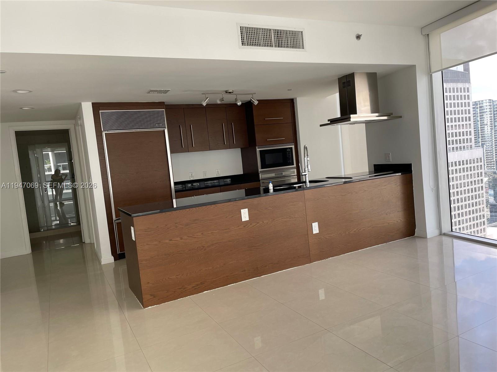 image Icon Brickell II14