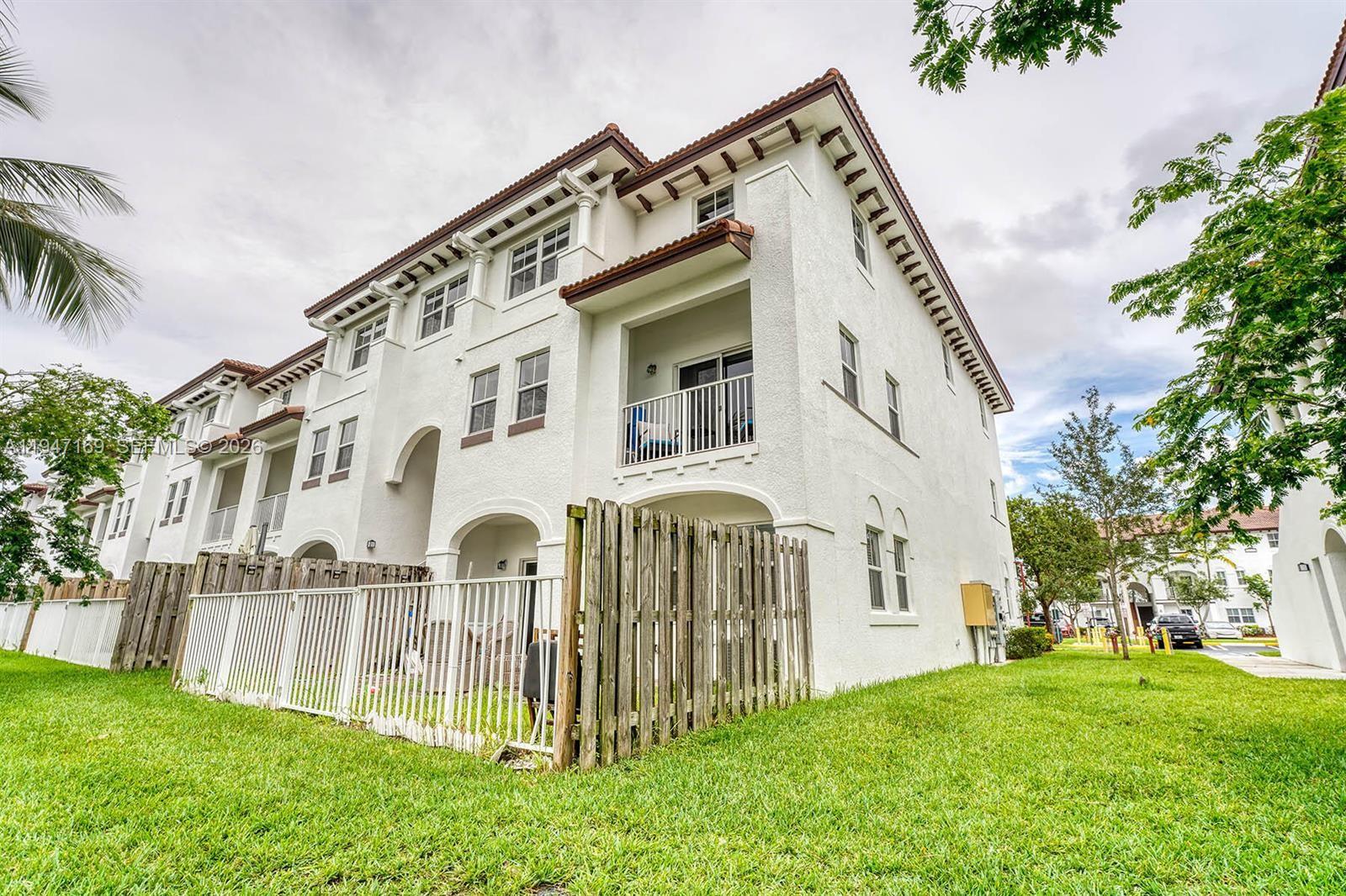 8850 NW 97th Ave #202