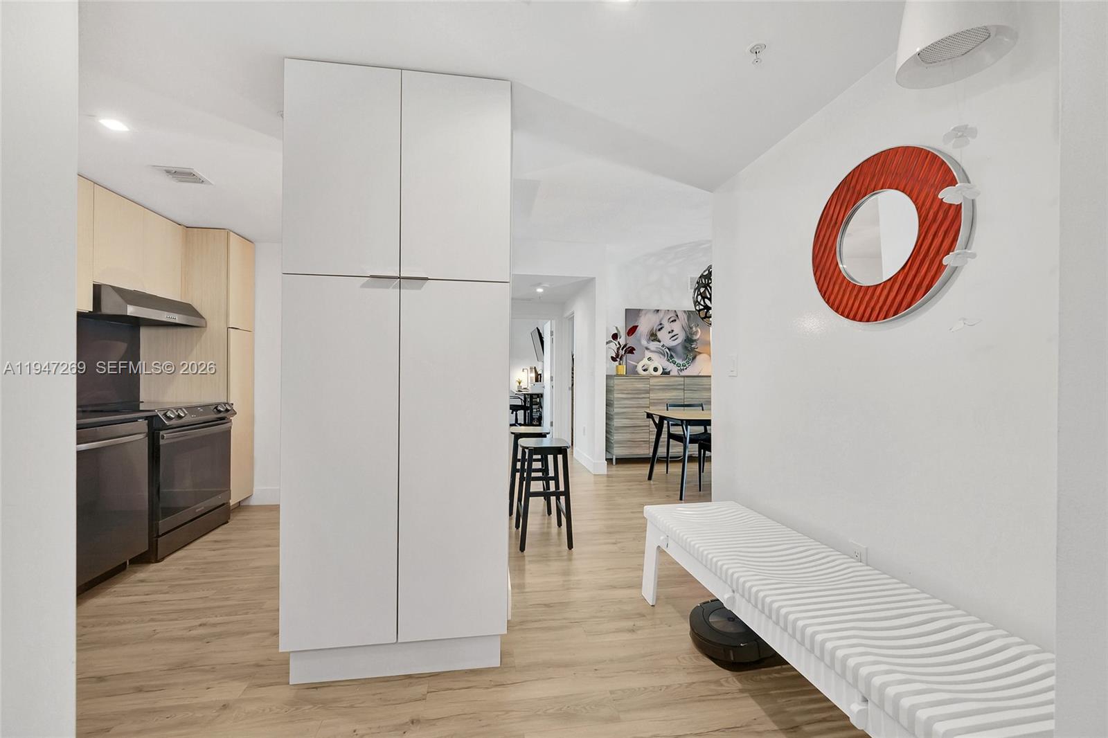 275 NE 18th St #1207 Miami, FL 33132