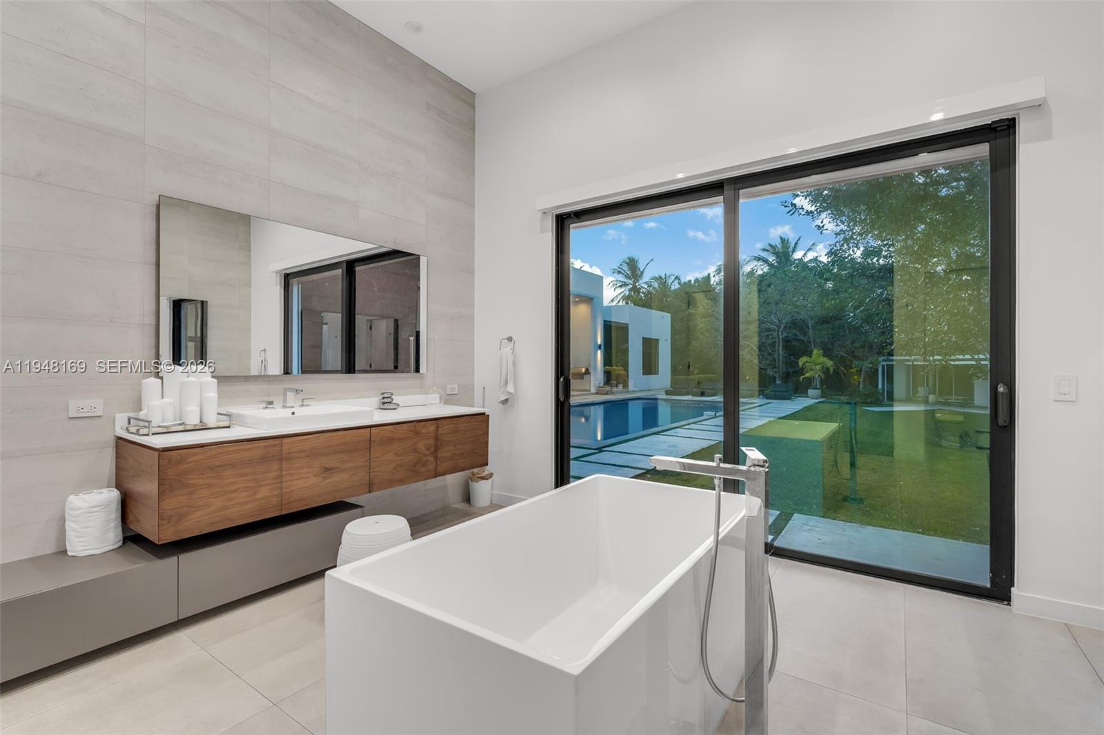 6175 SW 128th St Pinecrest, FL 33156