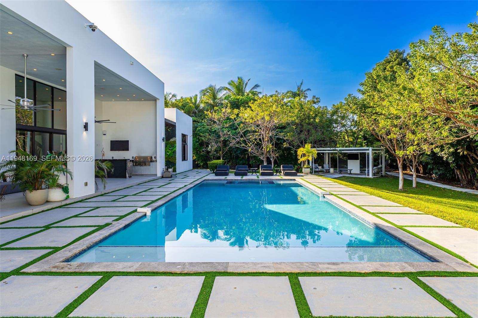 6175 SW 128th St Pinecrest, FL 33156