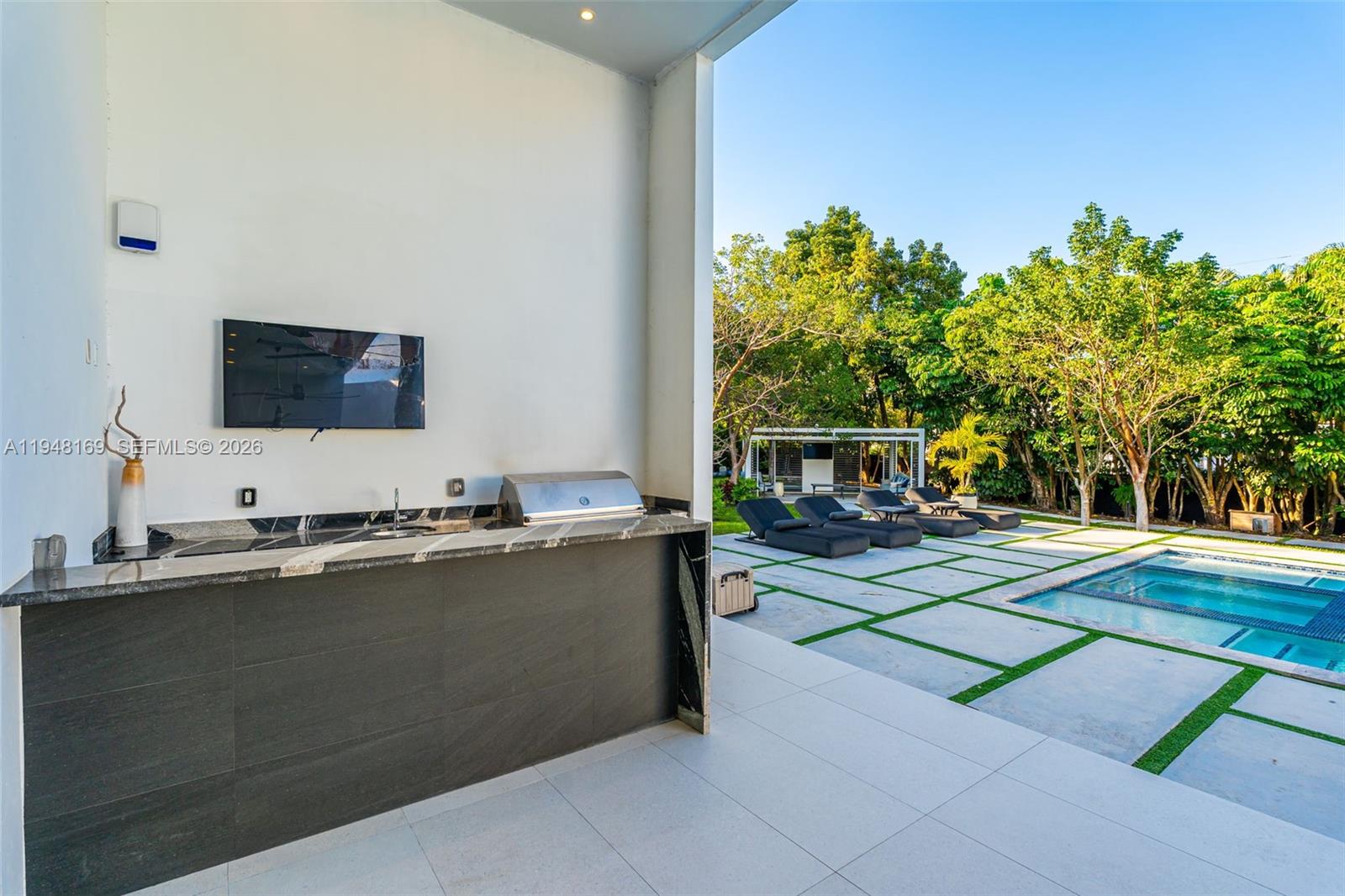 6175 SW 128th St Pinecrest, FL 33156