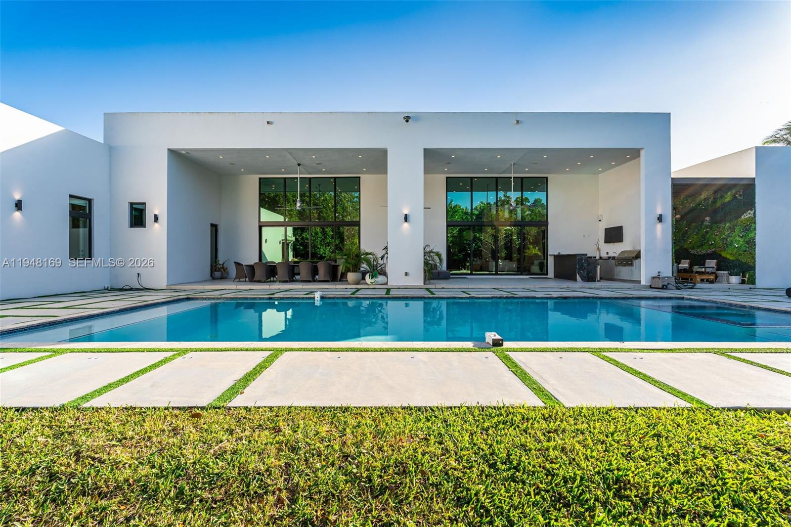 6175 SW 128th St Pinecrest, FL 33156