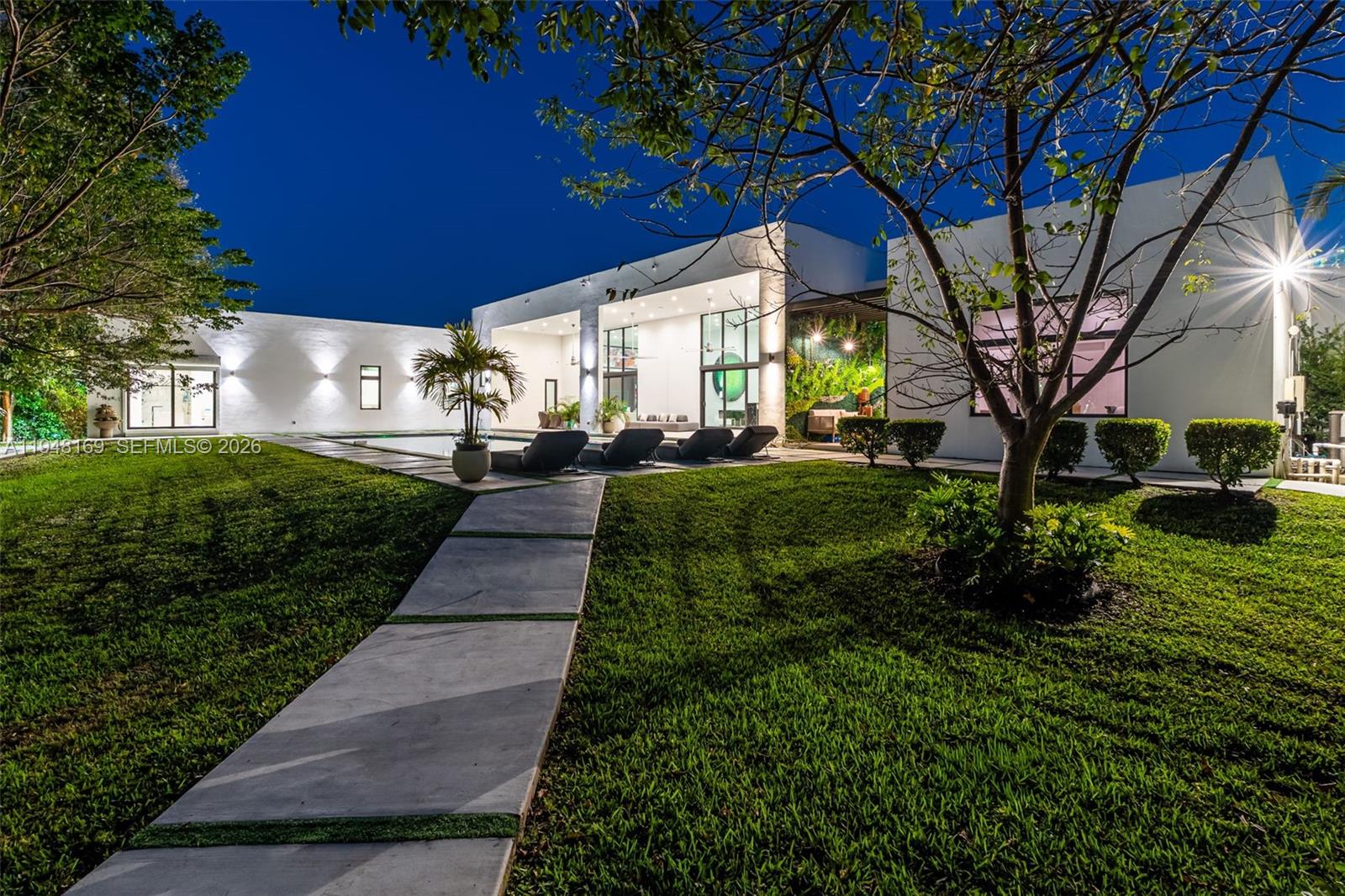 6175 SW 128th St Pinecrest, FL 33156