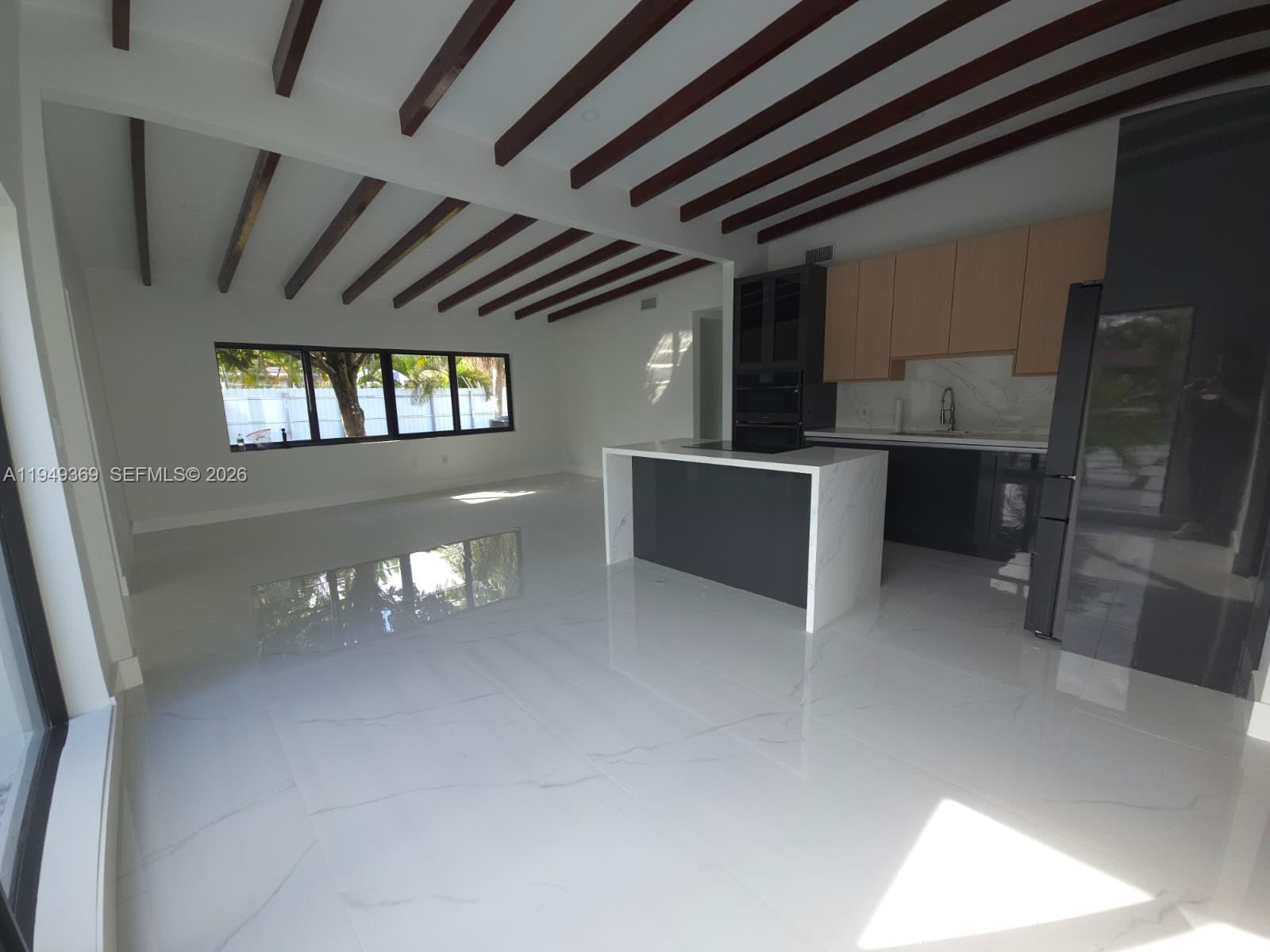 10525 SW 112th St Miami, FL 33176