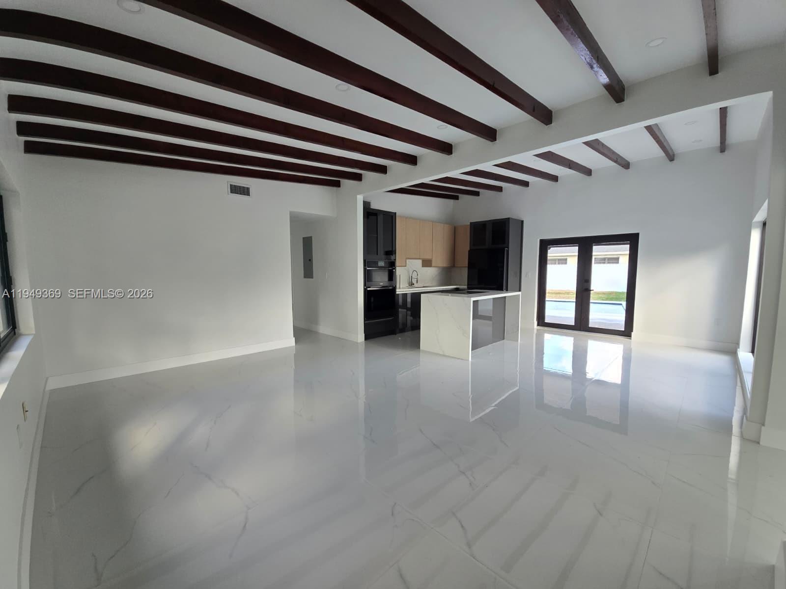 10525 SW 112th St Miami, FL 33176