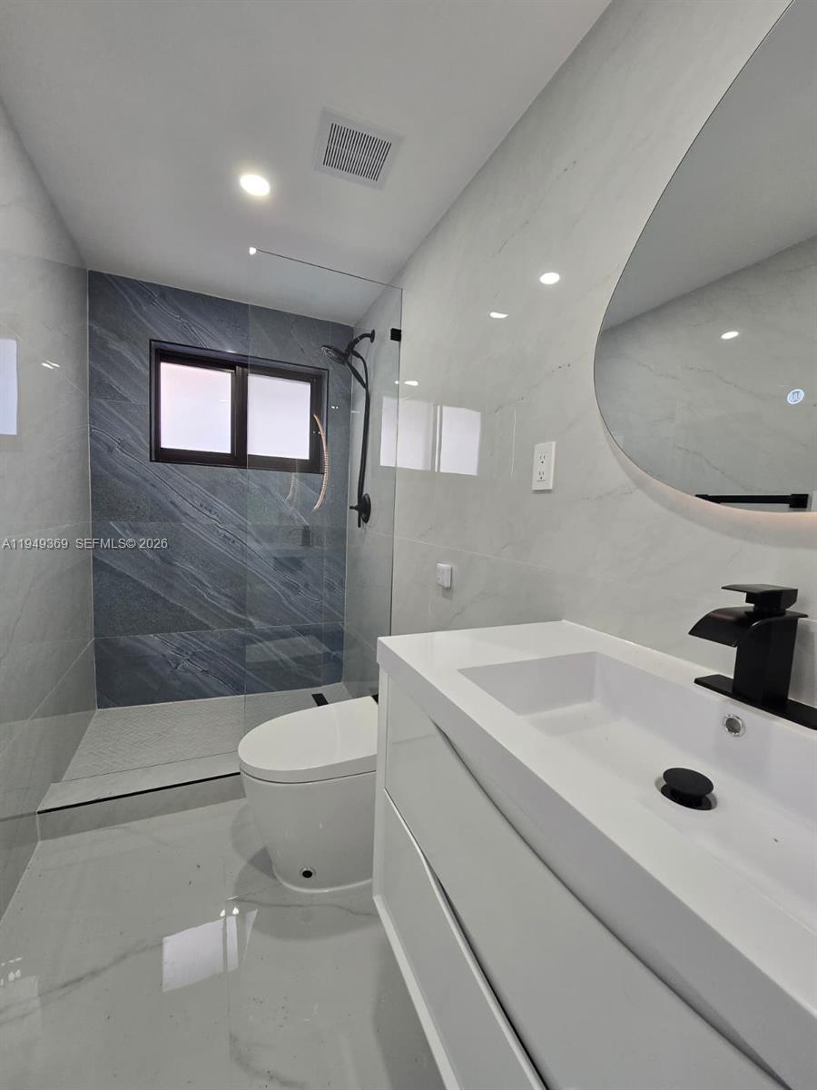 10525 SW 112th St Miami, FL 33176