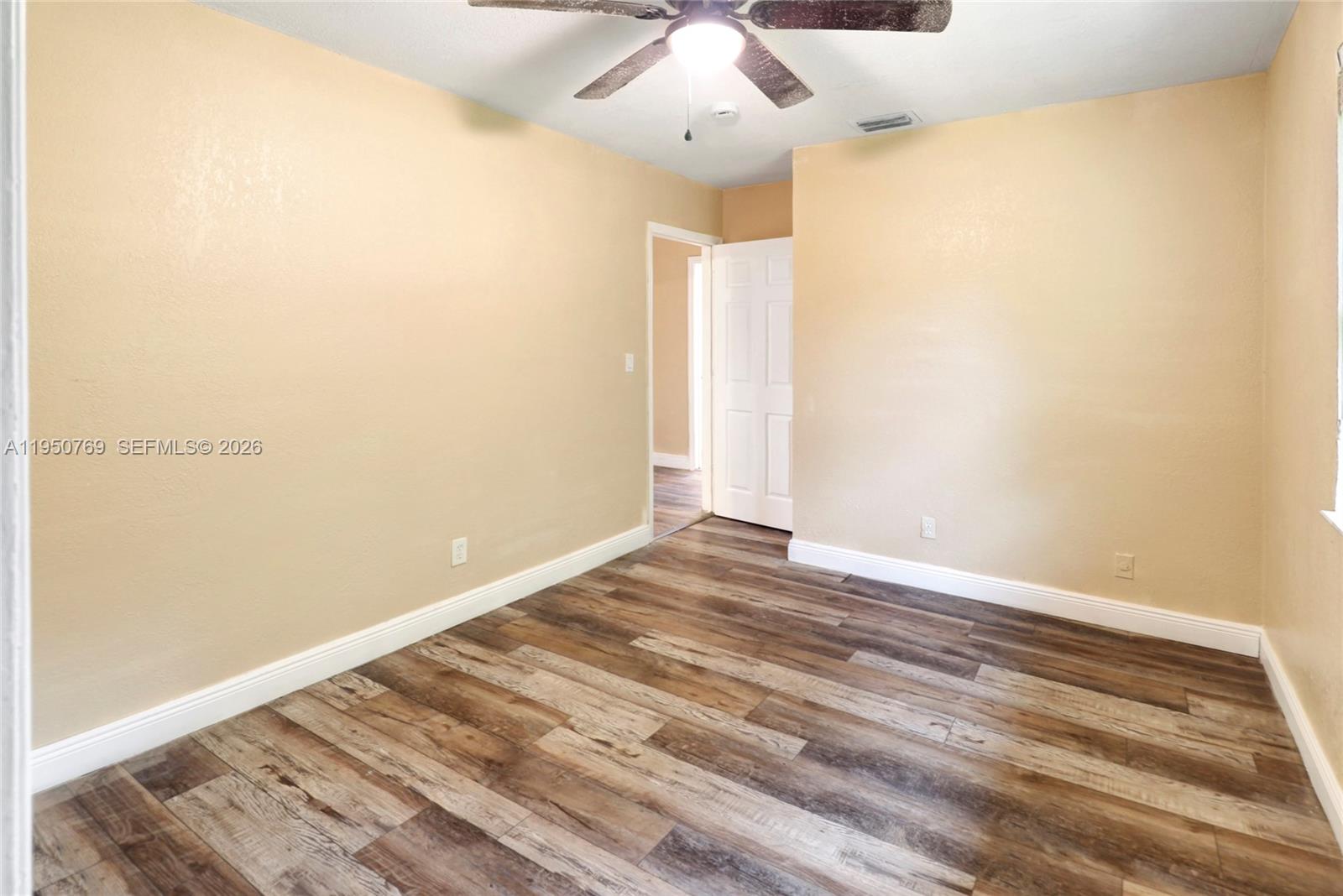 6120 SW 19th St North Lauderdale, FL 33068