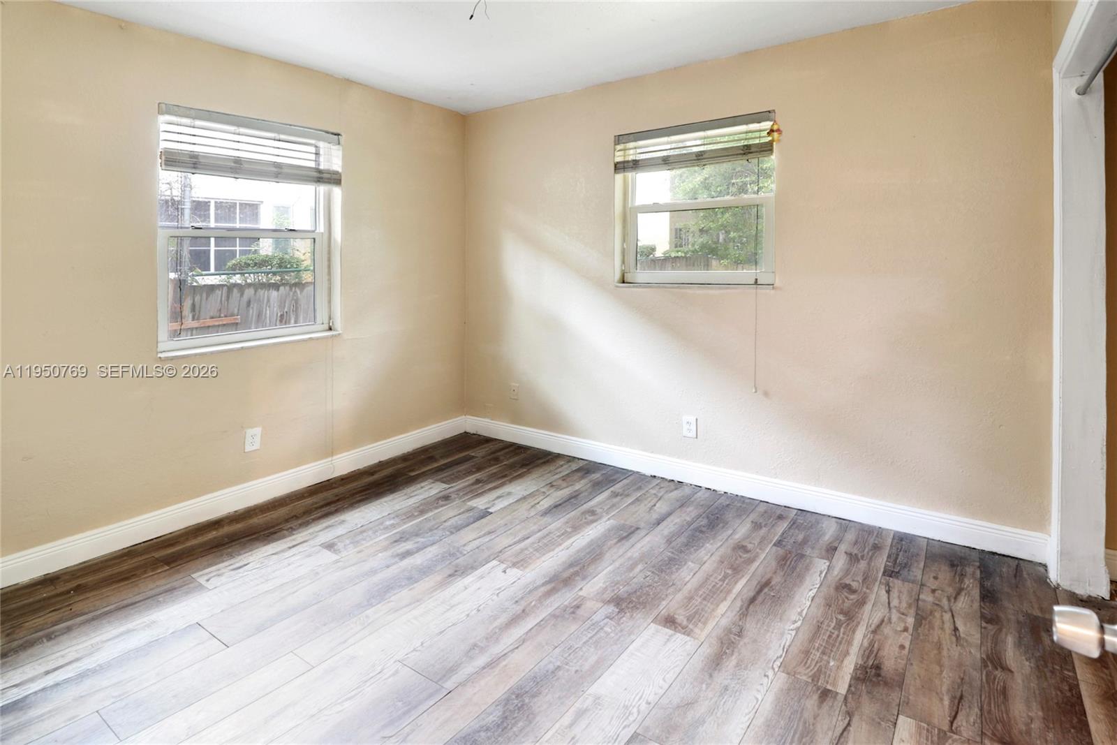 6120 SW 19th St North Lauderdale, FL 33068