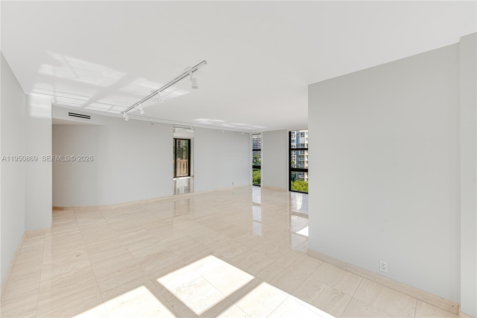 image Towers of Key Biscayne3