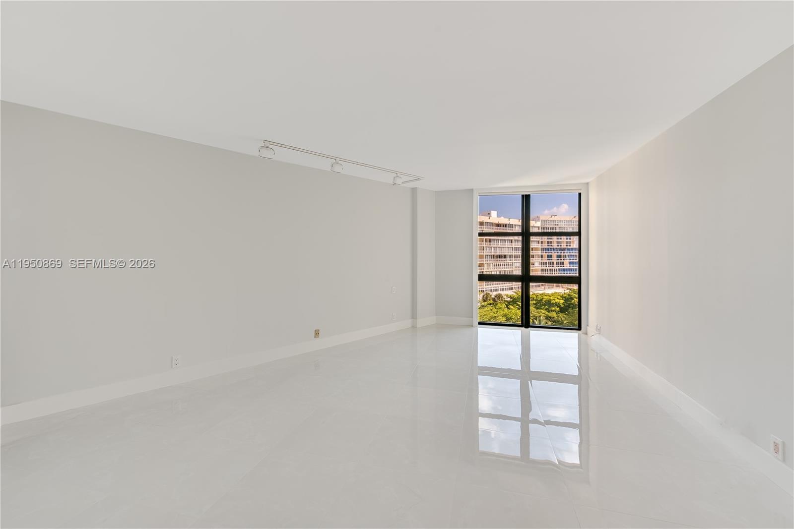 image Towers of Key Biscayne8