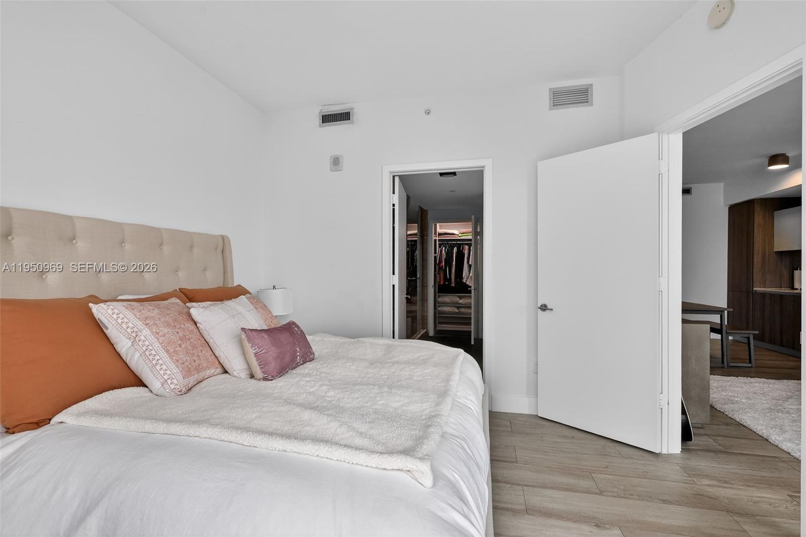 2900 NE 7th Ave #1108 Miami, FL 33137