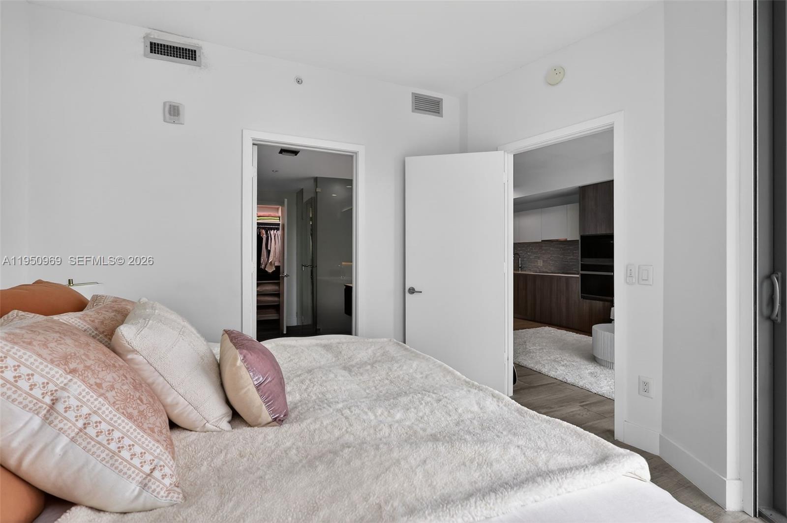 2900 NE 7th Ave #1108 Miami, FL 33137