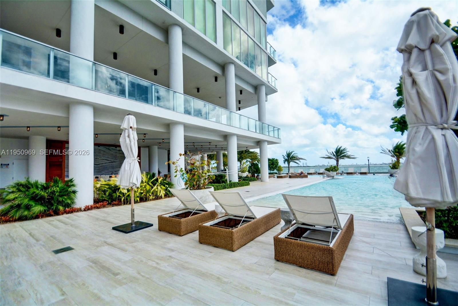 2900 NE 7th Ave #1108 Miami, FL 33137