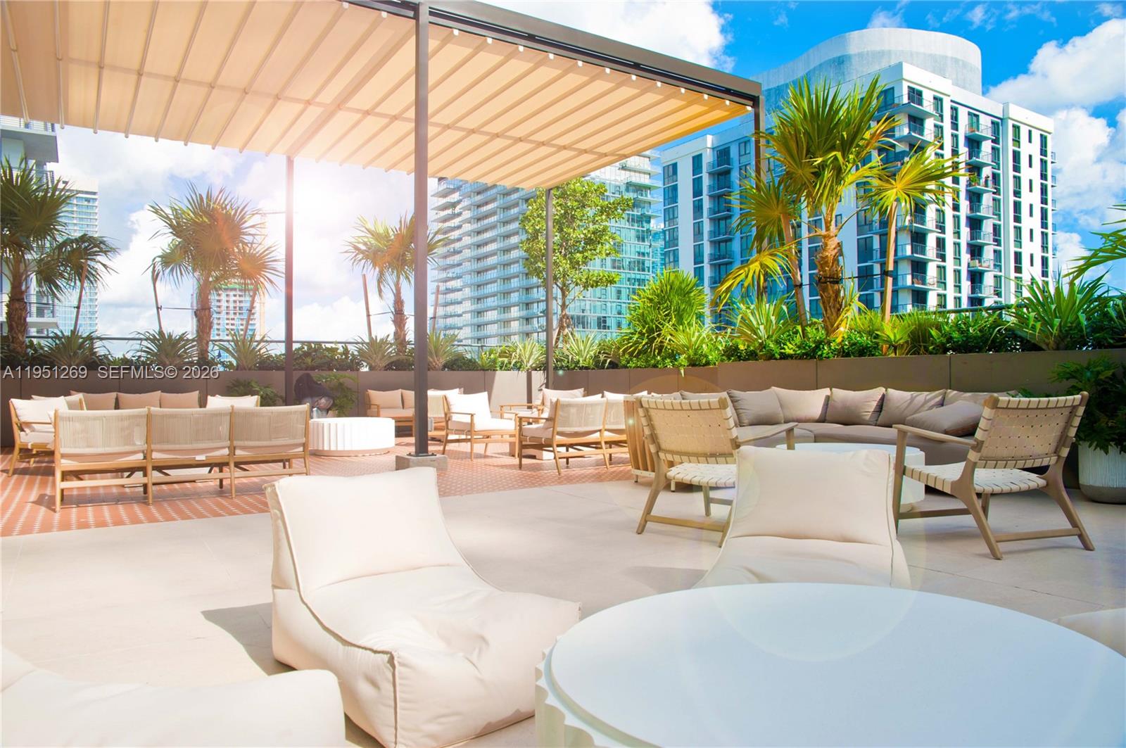 image The Crosby Miami Worldcenter32