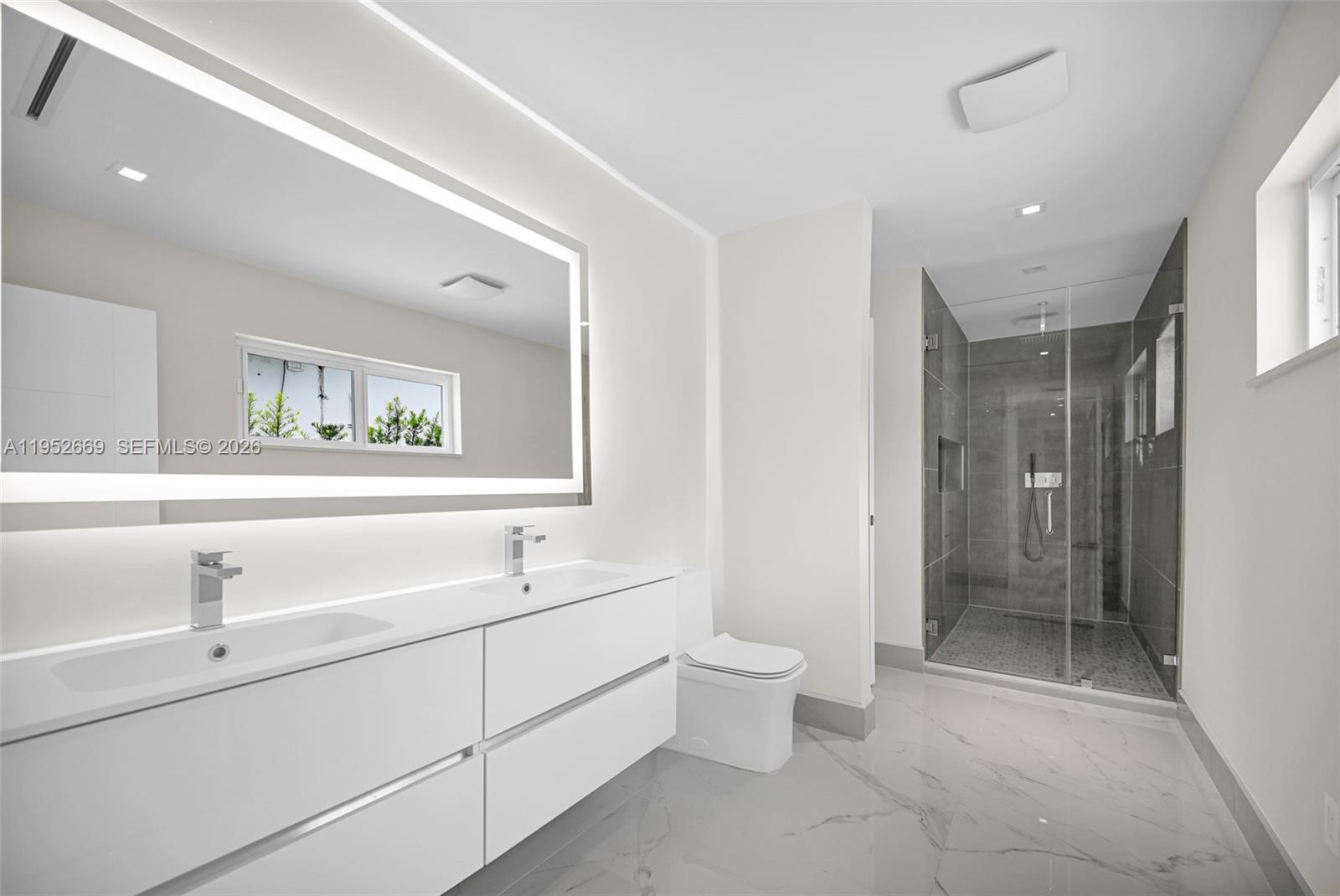 1250 NE 82nd St Miami, FL 33138